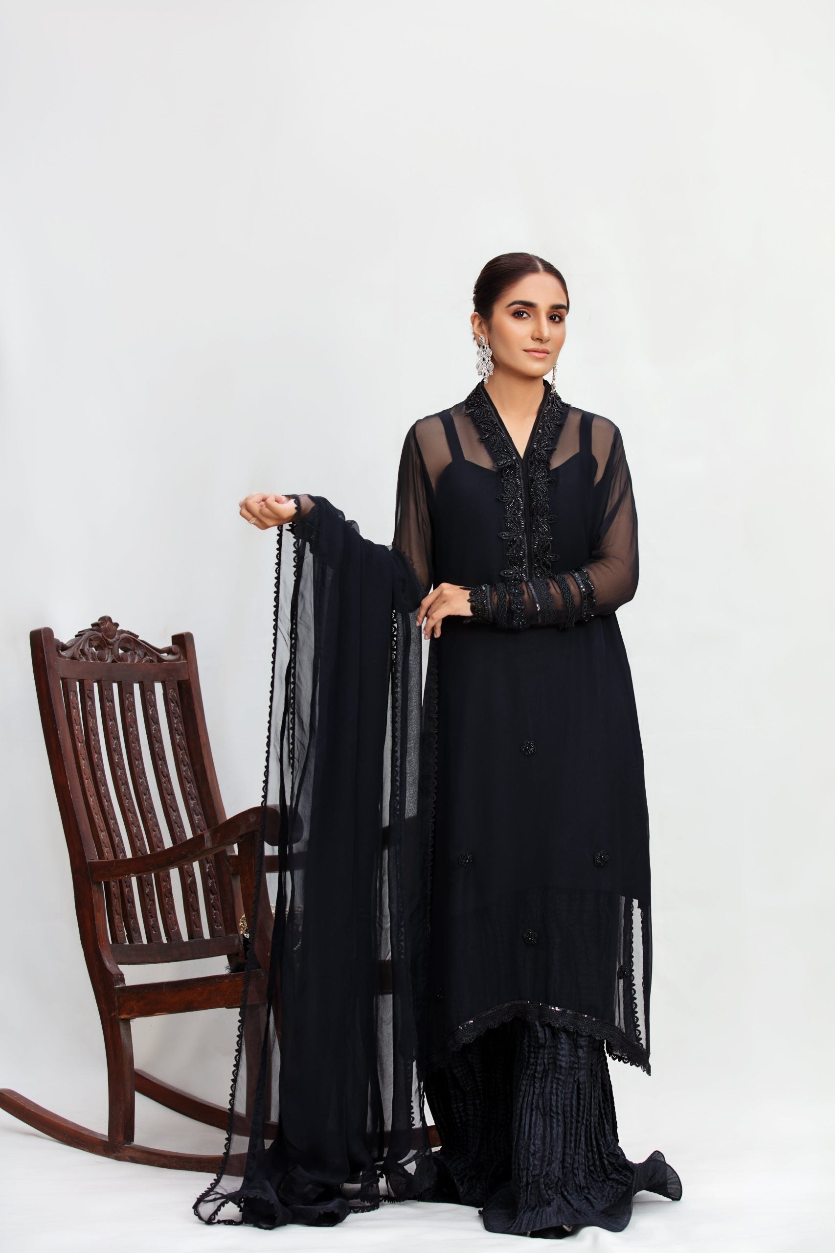luxe Pret 23 Ela